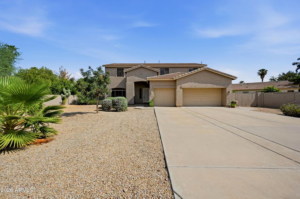 1775 E WASHINGTON Court, Gilbert, AZ 85234