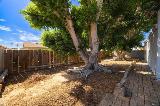 1743 W Camino Cerro, Yuma, AZ 85365