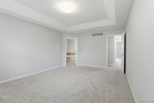 4368 Gateway Circle, West Bloomfield, MI 48322