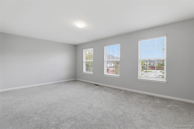 4368 Gateway Circle, West Bloomfield, MI 48322