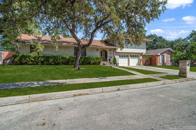 7707 Mary Carolyn St, San Antonio, TX 78240