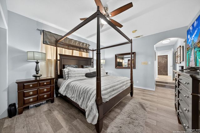 7707 Mary Carolyn St, San Antonio, TX 78240