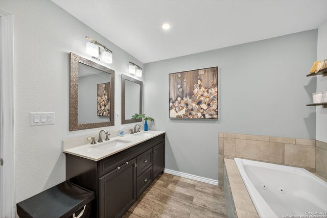 7707 Mary Carolyn St, San Antonio, TX 78240