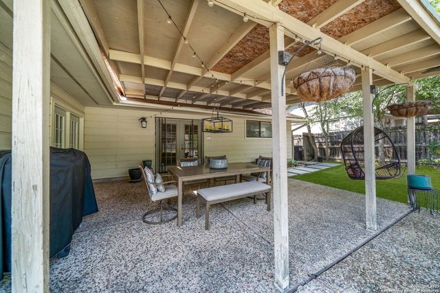 7707 Mary Carolyn St, San Antonio, TX 78240