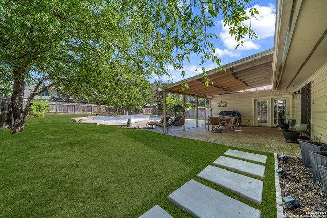 7707 Mary Carolyn St, San Antonio, TX 78240