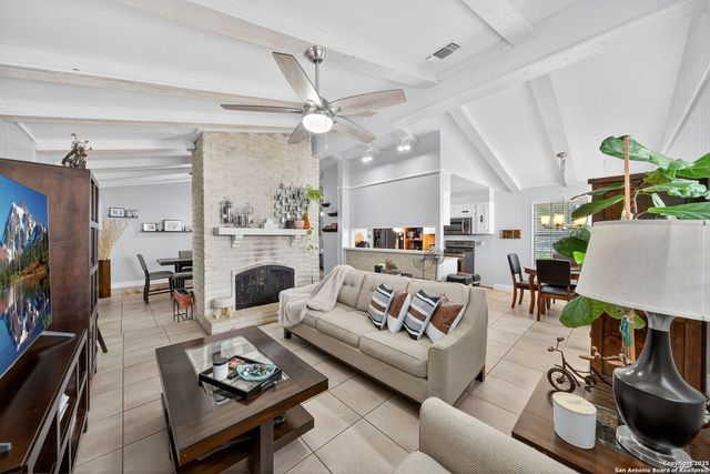 7707 Mary Carolyn St, San Antonio, TX 78240