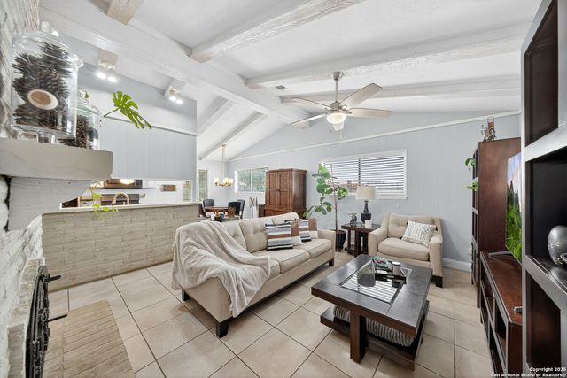 7707 Mary Carolyn St, San Antonio, TX 78240