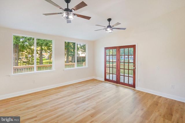93 S SKYWARD DR, Newark, DE 19713