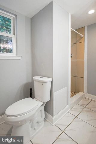 93 S SKYWARD DR, Newark, DE 19713