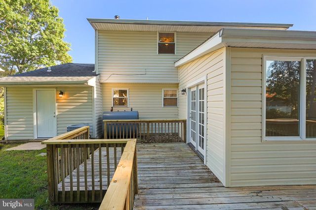 93 S SKYWARD DR, Newark, DE 19713
