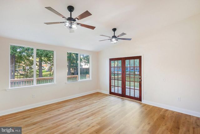 93 S SKYWARD DR, Newark, DE 19713