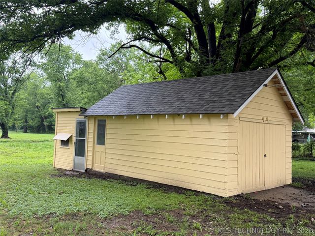 307 N Foreman Street, Vinita, OK 74301