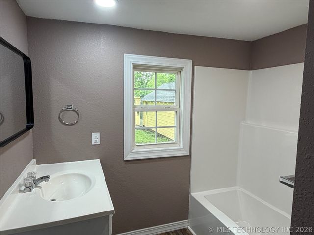 307 N Foreman Street, Vinita, OK 74301