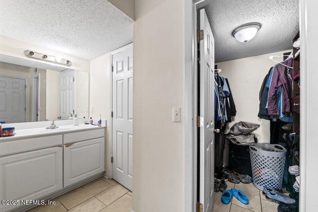 3401 TOWNSEND Boulevard, 408, Jacksonville, FL 32277