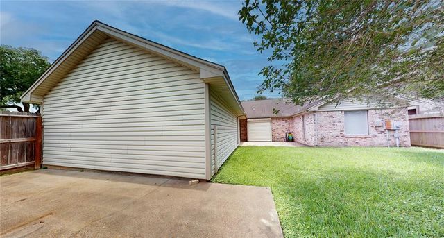 4602 Carmel Circle, Pasadena, TX 77505
