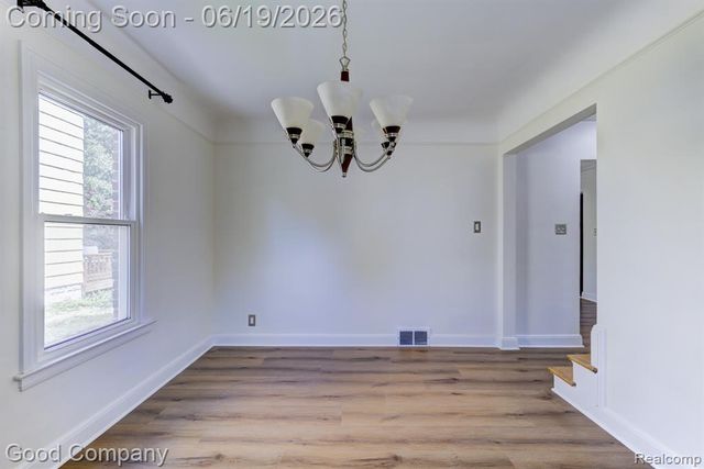 831 W Breckenridge Street, Ferndale, MI 48220