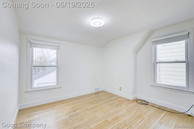 831 W Breckenridge Street, Ferndale, MI 48220