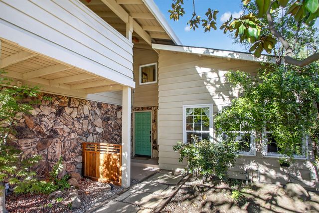 3405 Riverdale Way, Carmichael, CA 95608