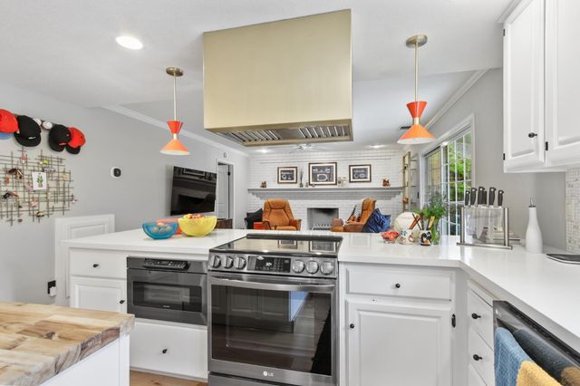 3405 Riverdale Way, Carmichael, CA 95608