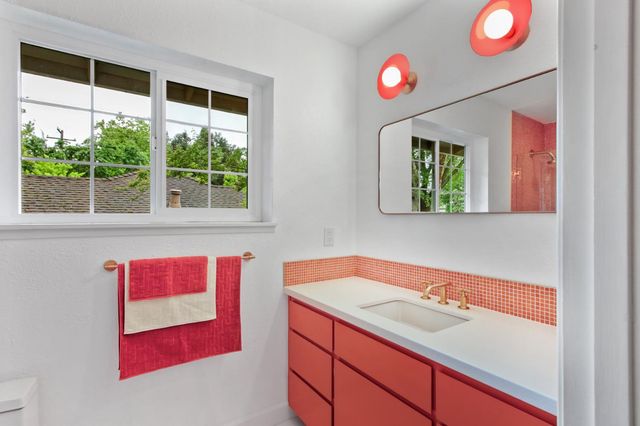 3405 Riverdale Way, Carmichael, CA 95608