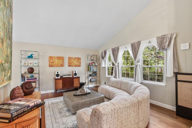 3405 Riverdale Way, Carmichael, CA 95608