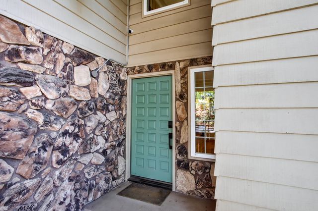 3405 Riverdale Way, Carmichael, CA 95608