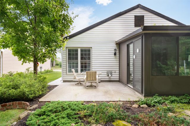 525 Cranston Lane, Ridge, NY 11961