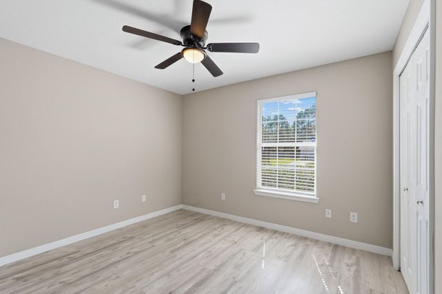 8276 Verdura Street, Navarre, FL 32566