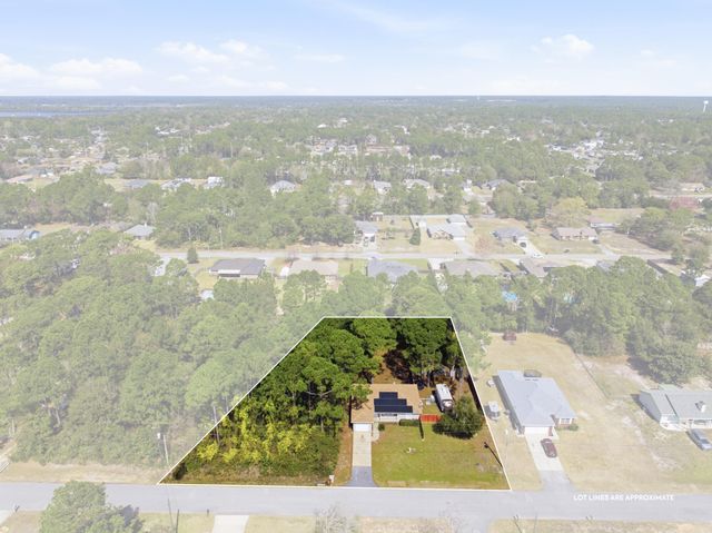 8276 Verdura Street, Navarre, FL 32566