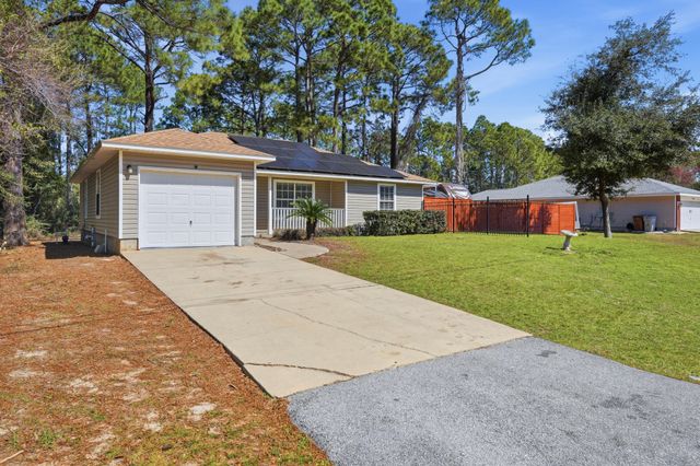 8276 Verdura Street, Navarre, FL 32566