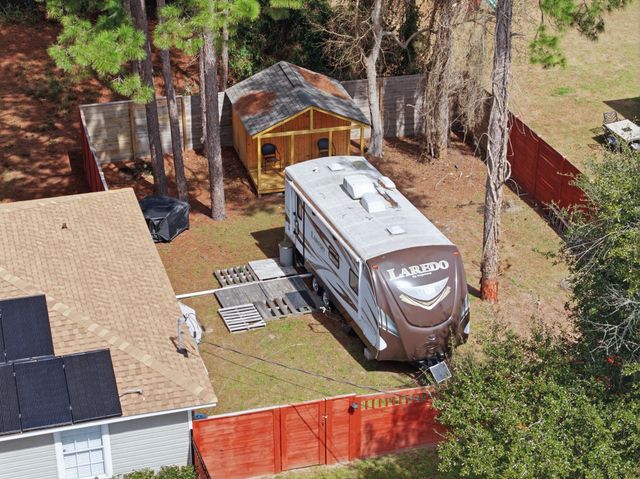 8276 Verdura Street, Navarre, FL 32566