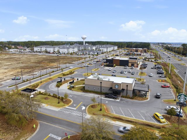 8276 Verdura Street, Navarre, FL 32566