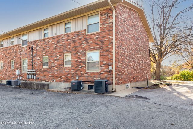 3505 Paragon Ct 23, Louisville, KY 40218