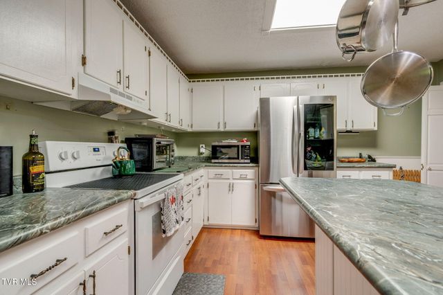 222 Clay Little Road, Elizabethton, TN 37643