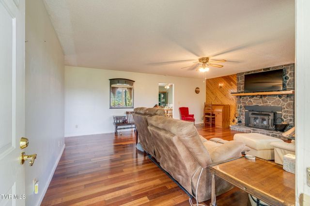 222 Clay Little Road, Elizabethton, TN 37643