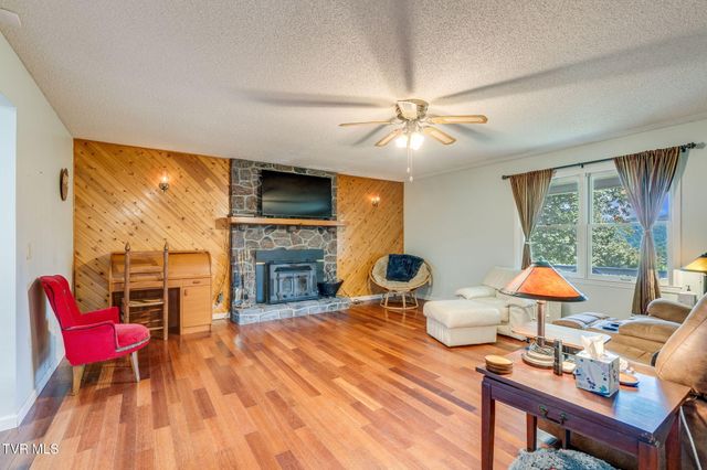 222 Clay Little Road, Elizabethton, TN 37643