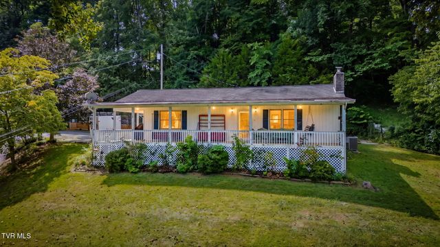 222 Clay Little Road, Elizabethton, TN 37643