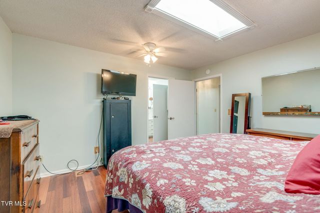 222 Clay Little Road, Elizabethton, TN 37643