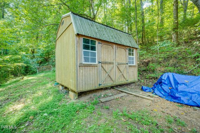 222 Clay Little Road, Elizabethton, TN 37643