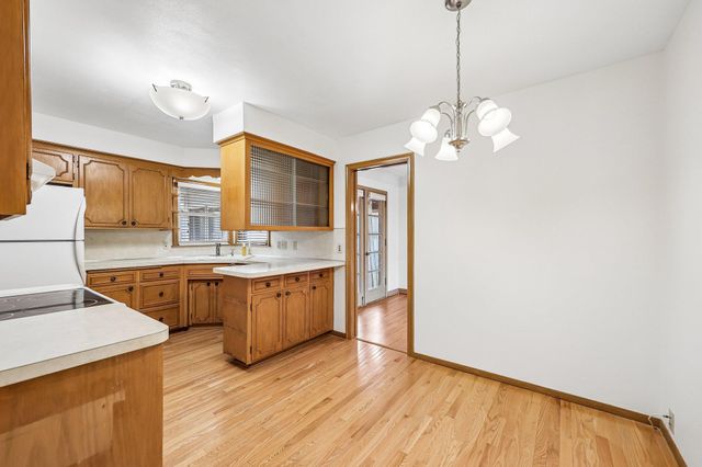 4231 Lilac Drive N, Robbinsdale, MN 55422