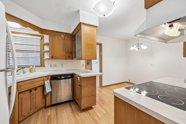 4231 Lilac Drive N, Robbinsdale, MN 55422