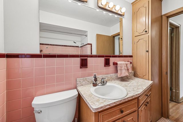 4231 Lilac Drive N, Robbinsdale, MN 55422