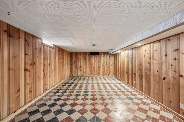 4231 Lilac Drive N, Robbinsdale, MN 55422