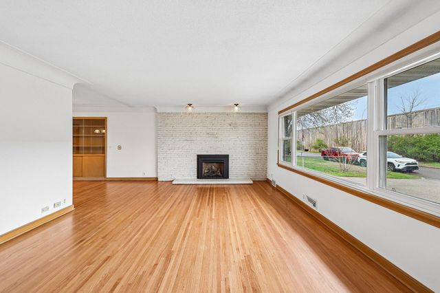 4231 Lilac Drive N, Robbinsdale, MN 55422