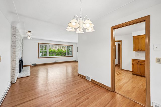 4231 Lilac Drive N, Robbinsdale, MN 55422