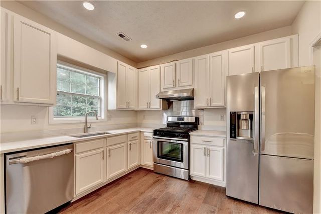 302 Derby Drive, Riverdale, GA 30274