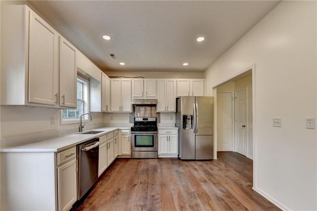 302 Derby Drive, Riverdale, GA 30274