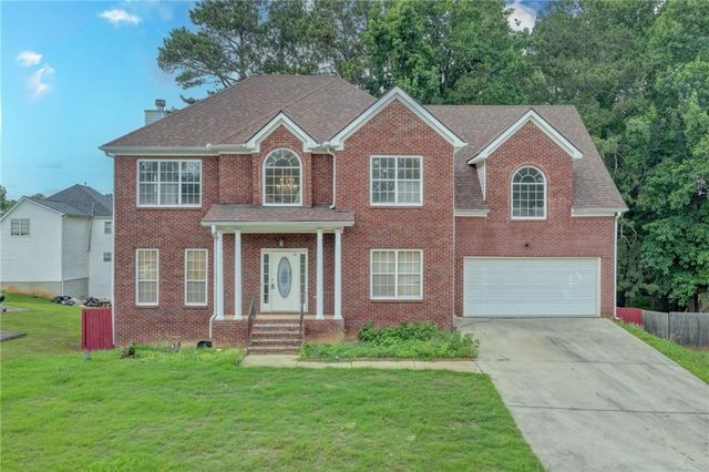 302 Derby Drive, Riverdale, GA 30274
