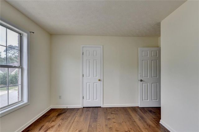 302 Derby Drive, Riverdale, GA 30274