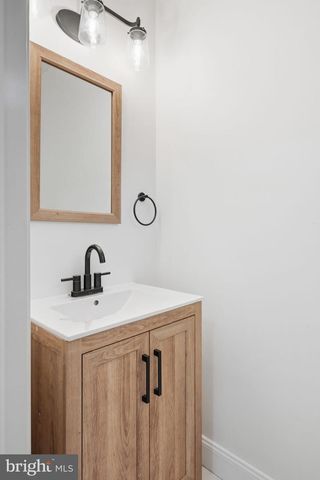 1441 S MARSTON ST, Philadelphia, PA 19146